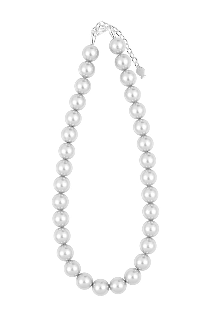 Collier De Perles Blanches - Occasion, élégant Et Intemporel