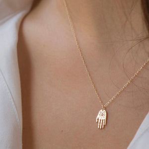 COLLIER TINY HAND PENDANT